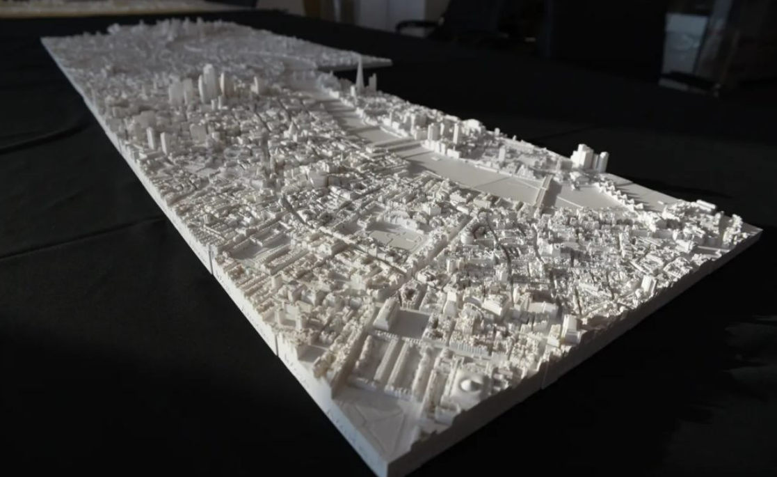 用3D打印联手打造了目前最大的伦敦模型
