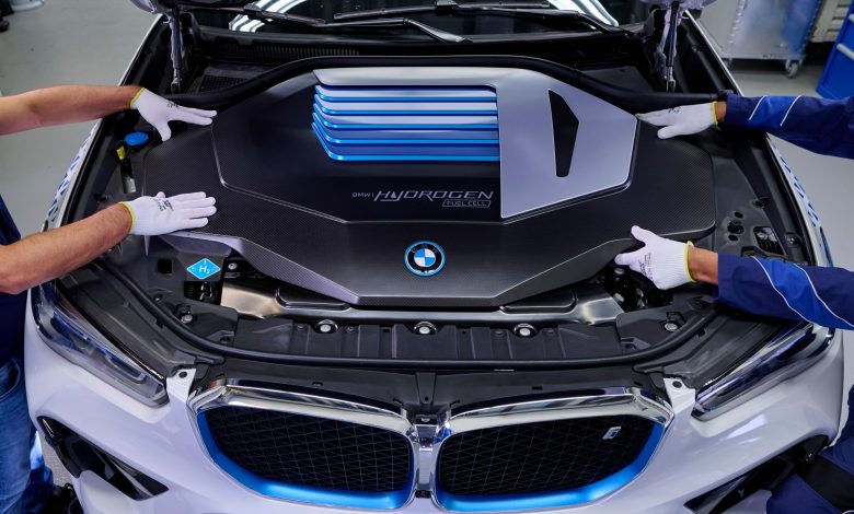 宝马：由氢燃料电池驱动的BMW iX5汽车将配备3D打印部件