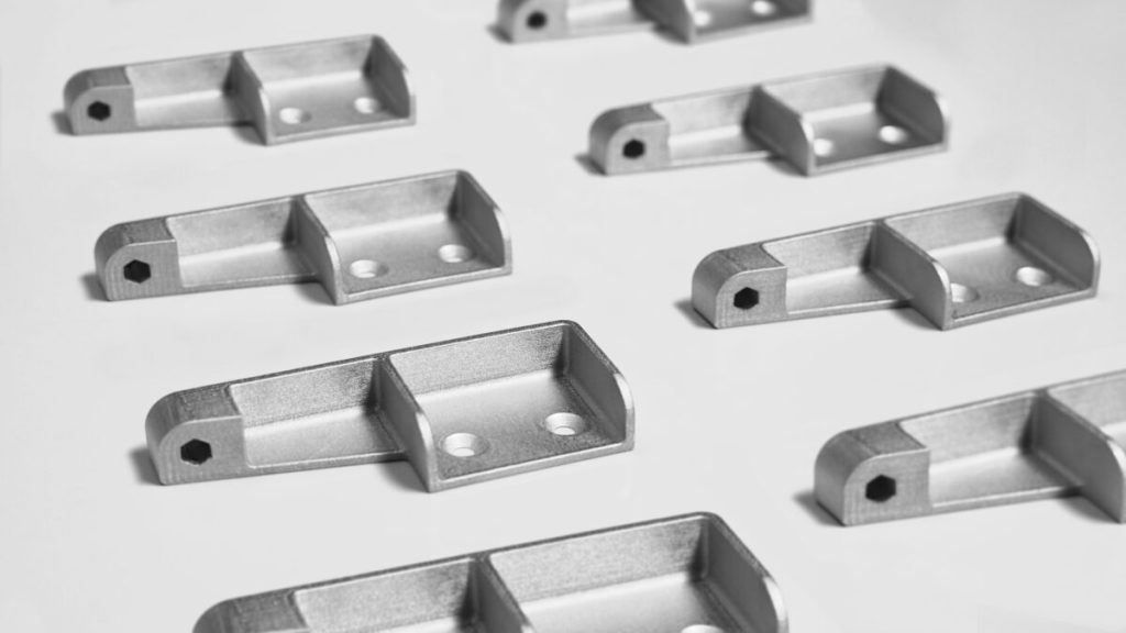 齐乐手板｜小批量，大价值：用手板验证降低研发风险