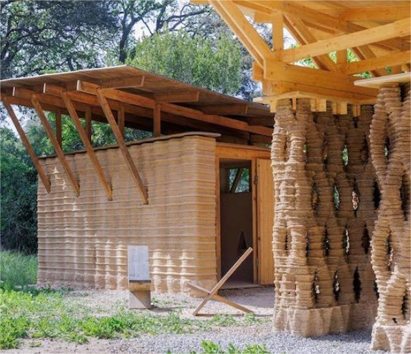 巴塞罗那公园利用泥土，3D打印搭建地球森林校园
